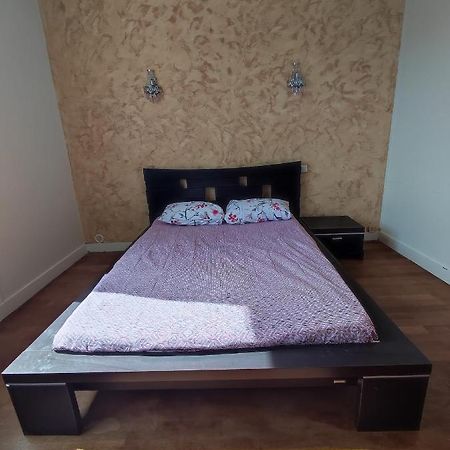 Agréable appartement familial avec Jardin Blois Esterno foto