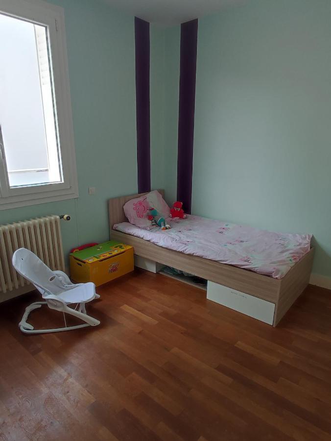 Agréable appartement familial avec Jardin Blois Esterno foto