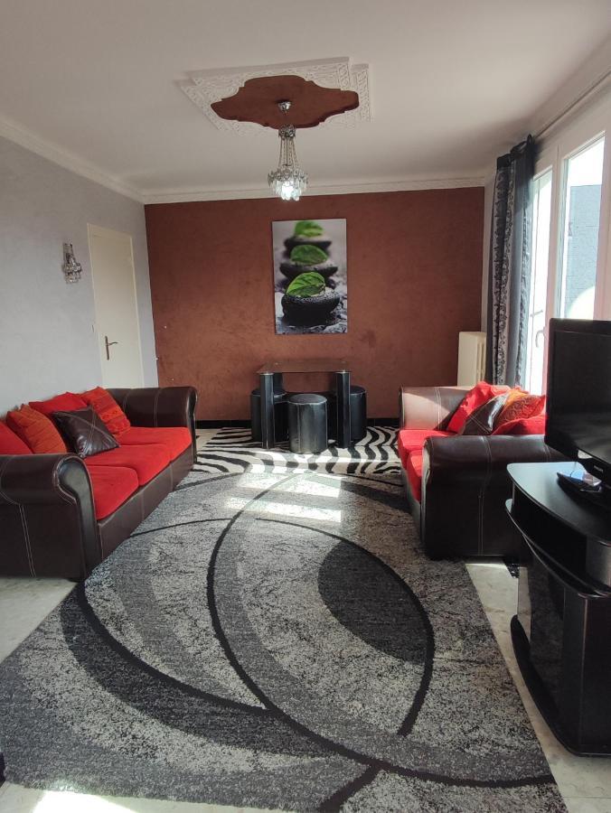 Agréable appartement familial avec Jardin Blois Esterno foto